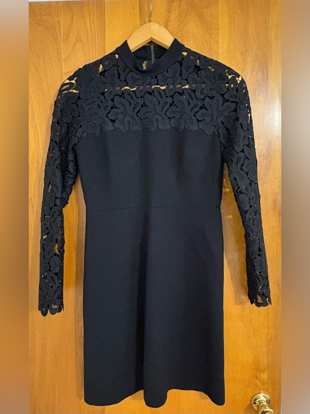 Elie Tahari Jenessa Black Ponte & Lace Long Sleeve Dress - Size 6